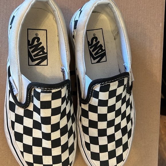 Checkered vans - Picture 3 of 3